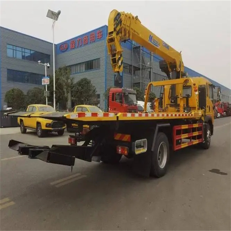 花都附近小随车吊出租电话，轻松解决搬运烦恼