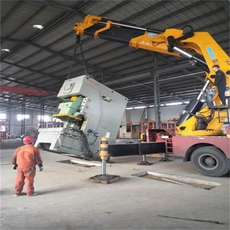 花都80吨折臂吊车出租附近电话