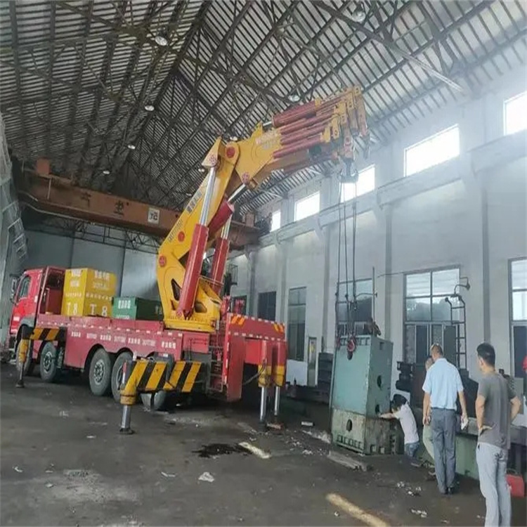 花都速查！附近自卸吊车租赁电话及租赁全攻略